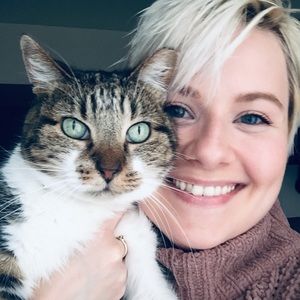 Meet your Posher, Abby